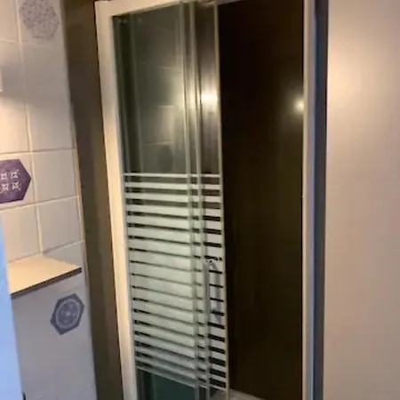 1 Confort Avec Wifi Et Netflix فالنسيان